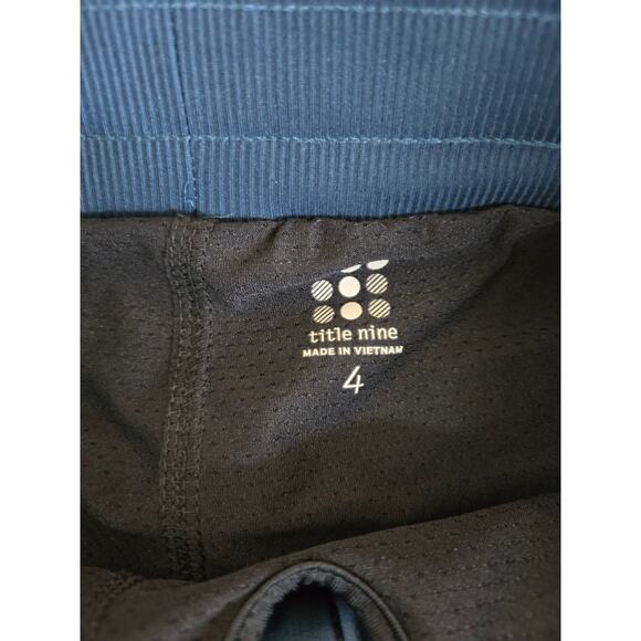 Title Nine Clamber Skirt Blue Size 4 Built In Shorts Performance Hiking Skort - Picture 5 of 6